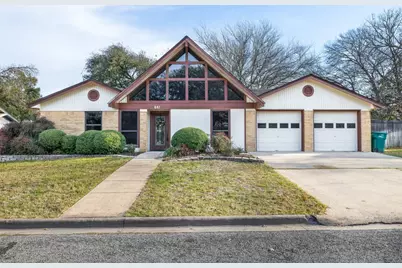 661 S College Street, La Grange, TX 78945 - Photo 9