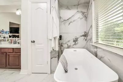 7714 Heron Lakes Drive, Houston, TX 77064 - Photo 25