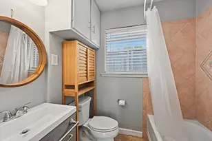 5616 Pine St, Houston, TX 77081 - Photo 13