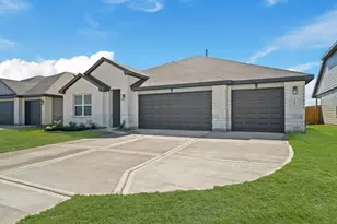 205 Homestead Ct, Dayton, TX 77535 - Photo 3
