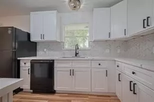 1029 Dolly Wright St, Houston, TX 77088 - Photo 15