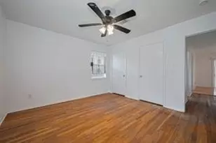 1029 Dolly Wright St, Houston, TX 77088 - Photo 5