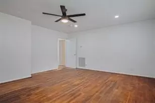 1029 Dolly Wright St, Houston, TX 77088 - Photo 3