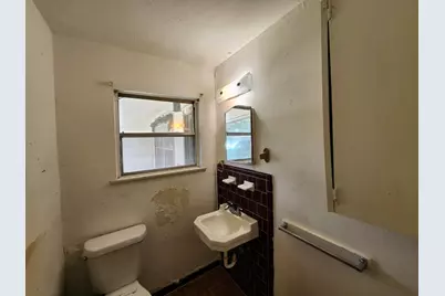 5535 Flamingo Drive, Houston, TX 77033 - Photo 3