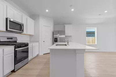 1515 Splashing Wave, Iowa Colony, TX 77583 - Photo 7