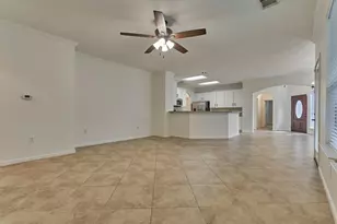 98 N Country Gate Cir, The Woodlands, TX 77384 - Photo 9