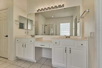 98 N Country Gate Circle, The Woodlands, TX 77384 - Photo 23