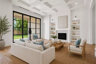 1002 E 25th Street, Houston, TX 77009 - Photo 5