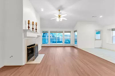 7 Currymead Place, The Woodlands, TX 77382 - Photo 13