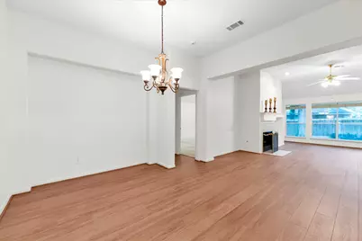 7 Currymead Place, The Woodlands, TX 77382 - Photo 11