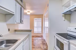 1500 Bay Area Blvd, Houston, TX 77058 - Photo 7