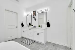 8406 Parnell St, Houston, TX 77051 - Photo 23