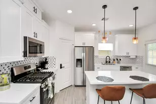 8406 Parnell St, Houston, TX 77051 - Photo 13