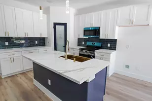 8531 Rinn St, Houston, TX 77078 - Photo 7