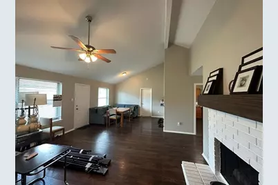 10921 Pecan Drive, La Porte, TX 77571 - Photo 11