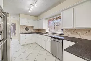 2807 Planters St, Sugar Land, TX 77479 - Photo 17