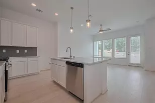 8928 Covenant Pl, Houston, TX 77055 - Photo 5