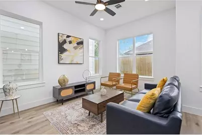 1805 Emir St #L, Houston, TX 77009 - Photo 11