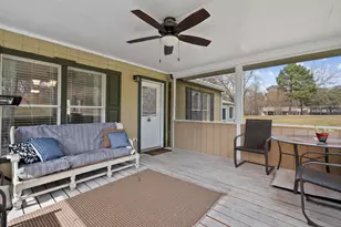 4 Ripple Creek Dr, Huntsville, TX 77320 - Photo 5