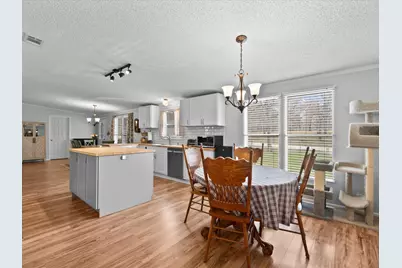 4 Ripple Creek Drive, Huntsville, TX 77320 - Photo 11