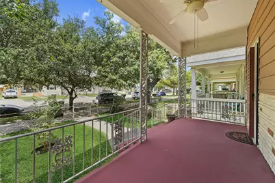 2212 32nd Street, Galveston, TX 77550 - Photo 3