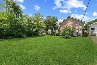 2212 32nd Street, Galveston, TX 77550 - Photo 23