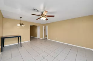 3707 Darlinghurst Dr, Houston, TX 77045 - Photo 11