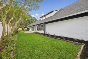 7711 Meadowvale Dr, Houston, TX 77063 - Photo 5