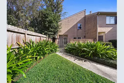 2056 Augusta Drive #2/15, Houston, TX 77057 - Photo 1