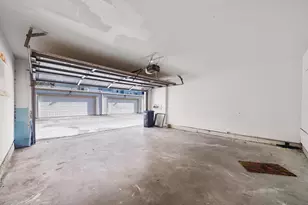 2056 Augusta Dr, Houston, TX 77057 - Photo 33