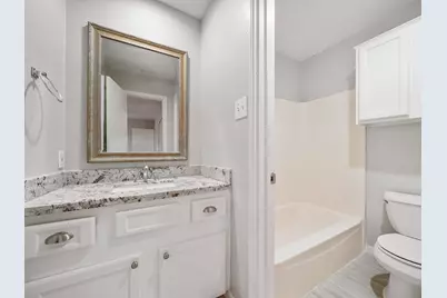 2056 Augusta Drive #2/15, Houston, TX 77057 - Photo 23