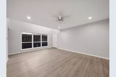 2056 Augusta Drive #2/15, Houston, TX 77057 - Photo 13