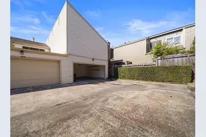 2056 Augusta Drive #2/15, Houston, TX 77057 - Photo 35