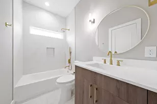 2221 Marnel Rd, Houston, TX 77055 - Photo 7