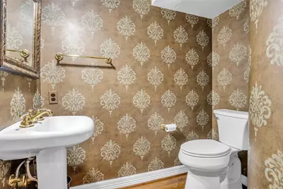 1413 Winrock Boulevard, Houston, TX 77057 - Photo 25