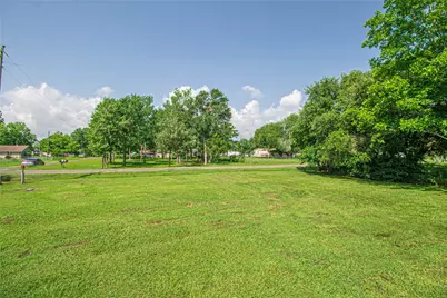 277 Lucy, Livingston, TX 77351 - Photo 29