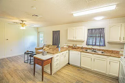 277 Lucy, Livingston, TX 77351 - Photo 17