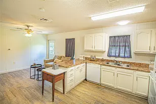 277 Lucy, Livingston, TX 77351 - Photo 17