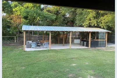 277 Lucy, Livingston, TX 77351 - Photo 41