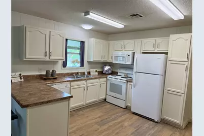 277 Lucy, Livingston, TX 77351 - Photo 15
