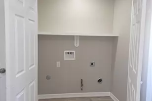 6114 Wedgefield St, Houston, TX 77028 - Photo 27