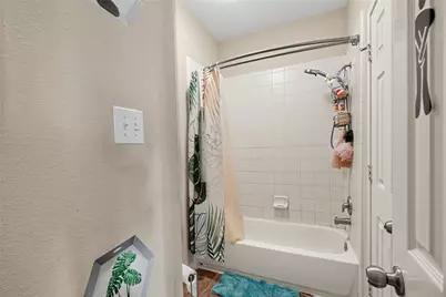 5810 Little Grove Drive, Pearland, TX 77581 - Photo 23