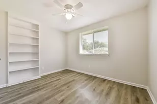 515 Bellmar Ln, Friendswood, TX 77546 - Photo 17