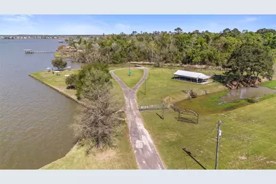 662 Tallow Street, Onalaska, TX 77360 - Photo 5
