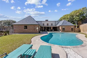 10 Colony Park Dr, Galveston, TX 77551 - Photo 43