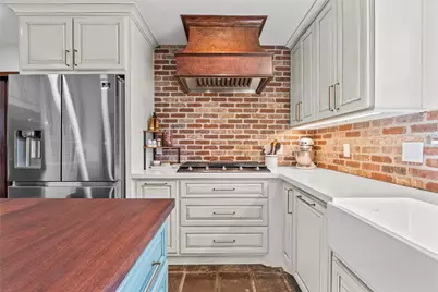 10 Colony Park Drive, Galveston, TX 77551 - Photo 15