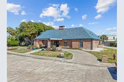 10 Colony Park Drive, Galveston, TX 77551 - Photo 3