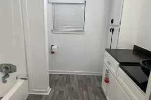 11018 Pine Desert Ln, Houston, TX 77088 - Photo 3