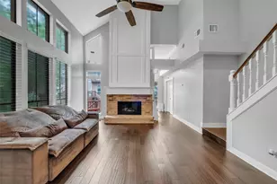 12853 Kingsbridge Ln, Houston, TX 77077 - Photo 17