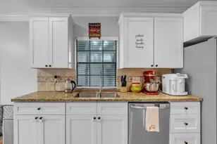 12853 Kingsbridge Ln, Houston, TX 77077 - Photo 13